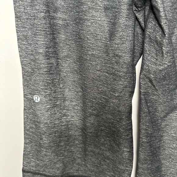 Lululemon Clam Digger Crops Heathered Deep Coal Size 6 - Picture 7 of 10